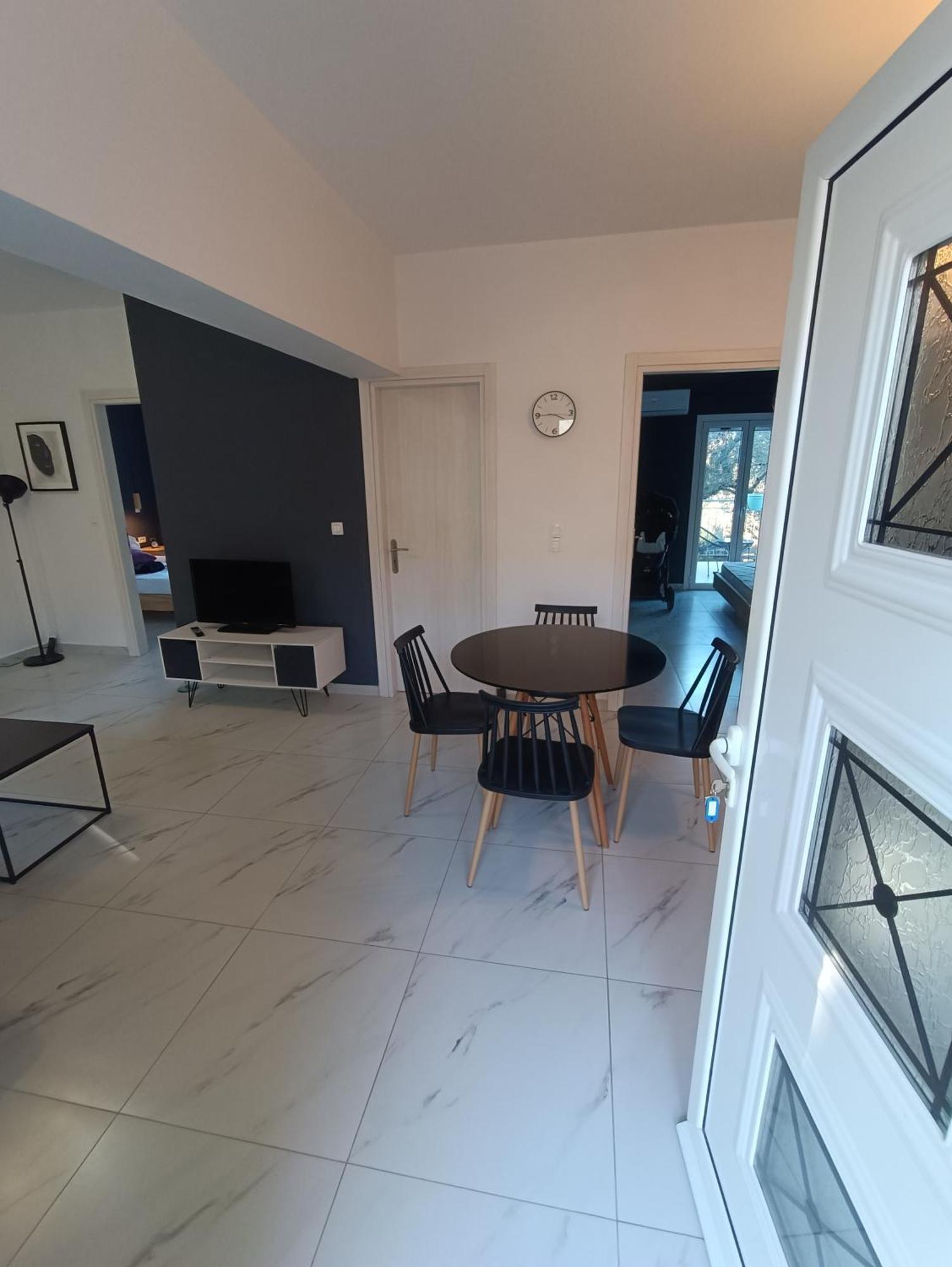 ספרטיה Alexander Apartments מראה חיצוני תמונה