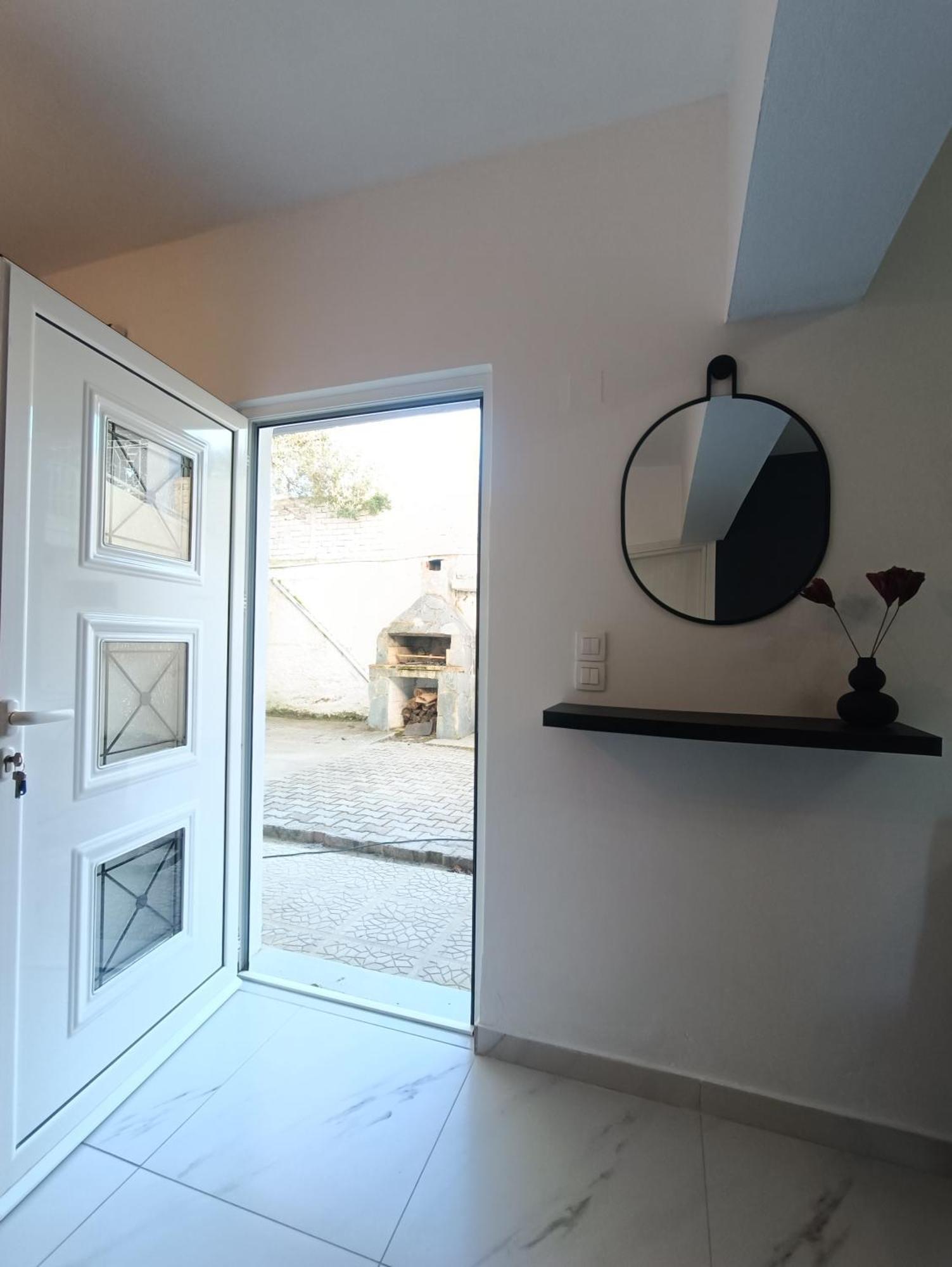 ספרטיה Alexander Apartments מראה חיצוני תמונה